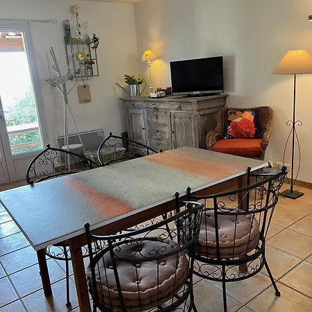 Mas Du Cadranier Daire